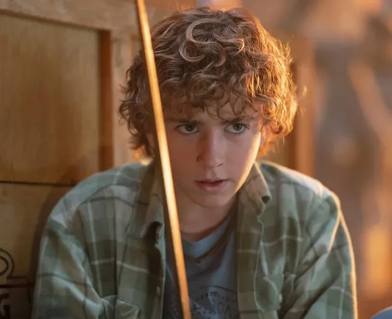 wer-spielt-percy-jackson-in-percy-jackson-und-die-olympier